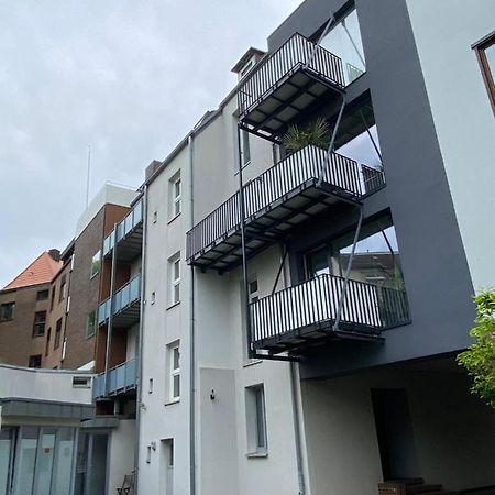 Schoene Grosse 4 Zimmer-Altbauwohnung كيل المظهر الخارجي الصورة