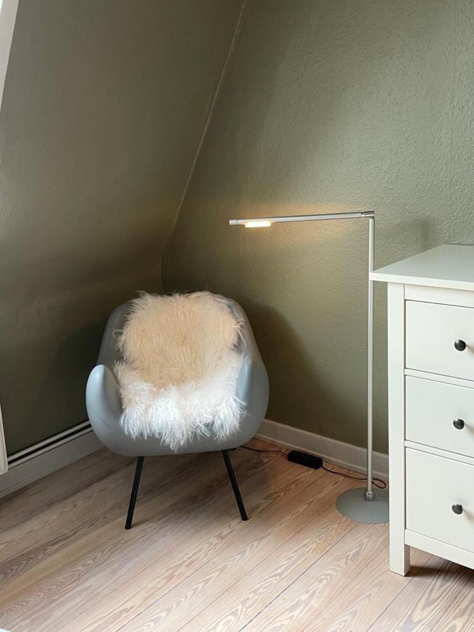 Schoene Grosse 4 Zimmer-Altbauwohnung كيل المظهر الخارجي الصورة