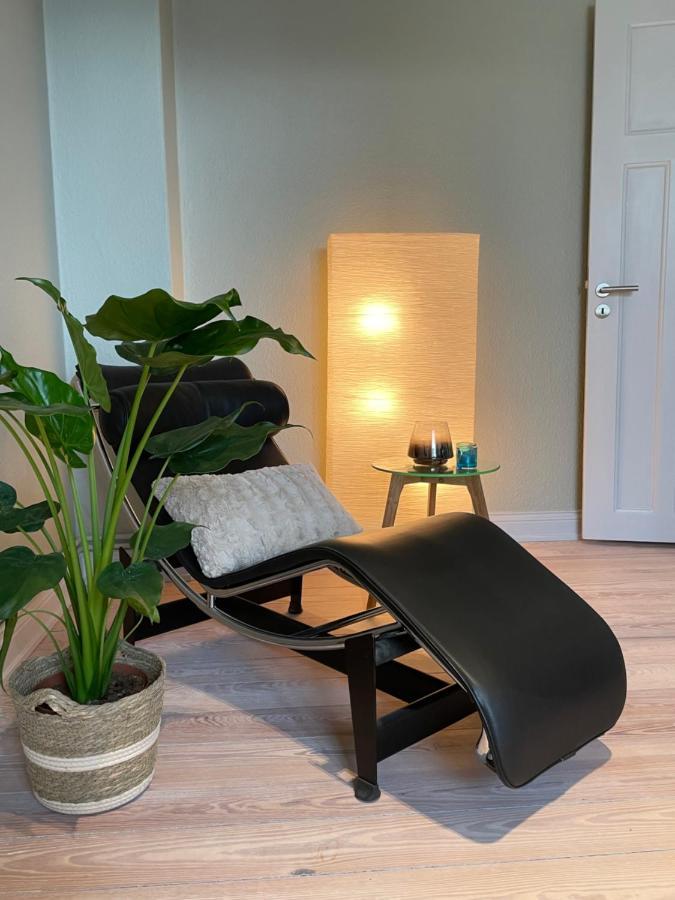 Schoene Grosse 4 Zimmer-Altbauwohnung كيل المظهر الخارجي الصورة